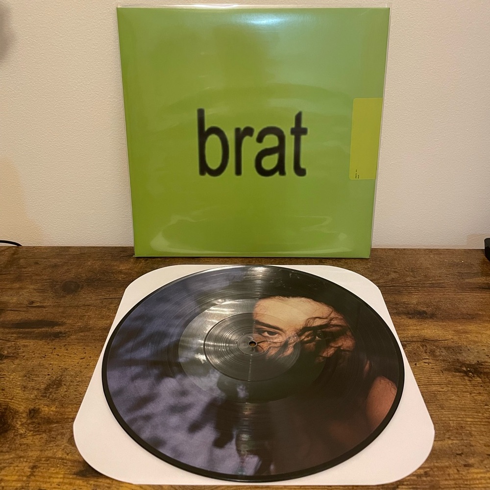 Charli xcx “brat” 360_brat EXCLUSIVE PICTURE DISC 12” Vinyl LP - Picture 3 of 5